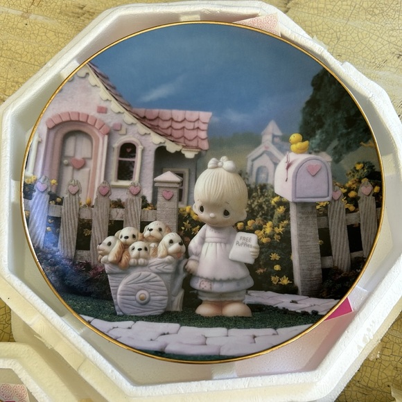 7 plates from Hamilton's Classic Collection,  Precious Moments. - Picture 11 of 15